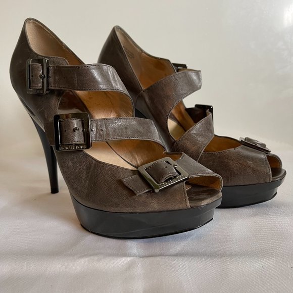 MICHAEL KORS LEATHER  PLATFORM SIZE 10 - Picture 3 of 15